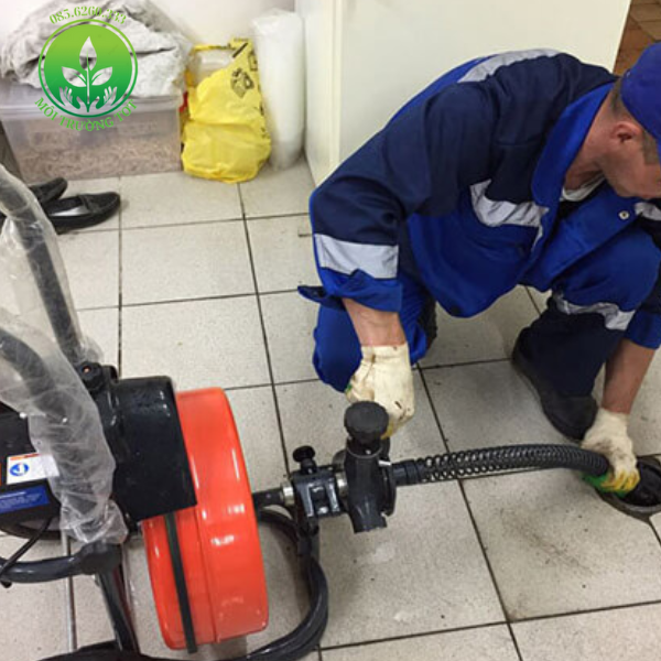 thong tắc đường thoát nước moi trường tt